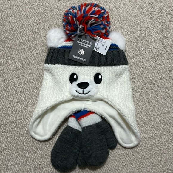 NWT - Polar Bear Hat And Mittens Set. Size XS (6-12 months). - Picture 1 of 10